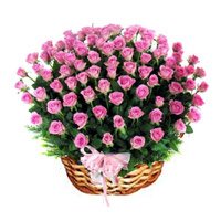 Send Pink Roses Basket 100 Flowers Delivery in India