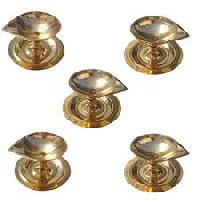 Set of 5 Diya in Brass