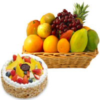 Wedding Gift Hamper Fresh Fruits Basket with 1 Kg Fresh Fruit Cake Online